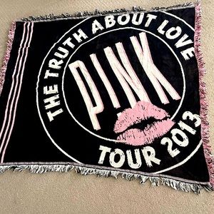 Pink The Truth About Love 2013 Tour Tapestry Throw Blanket 50" x 43"